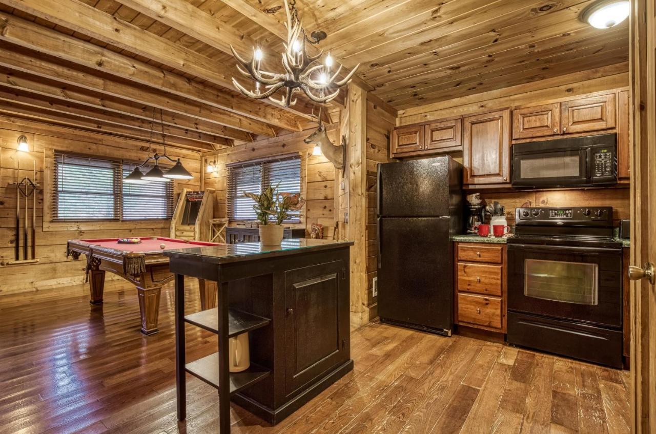 Bridgewood Cabin, Hot Tub, 1089 Of Free Attraction Tickets For Each Paid Day, Dollywood And More! بيدجن فورج المظهر الخارجي الصورة