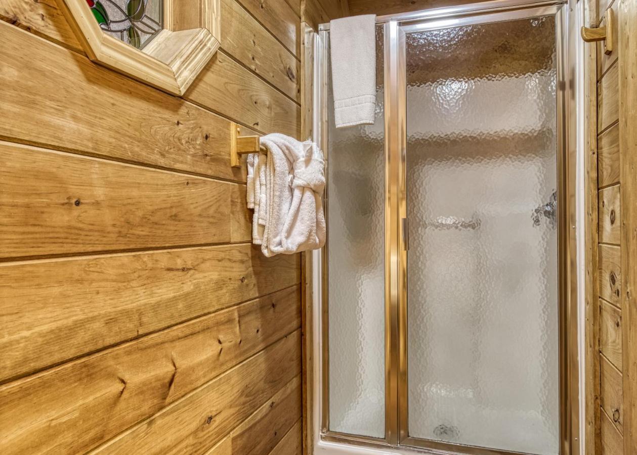 Bridgewood Cabin, Hot Tub, 1089 Of Free Attraction Tickets For Each Paid Day, Dollywood And More! بيدجن فورج المظهر الخارجي الصورة